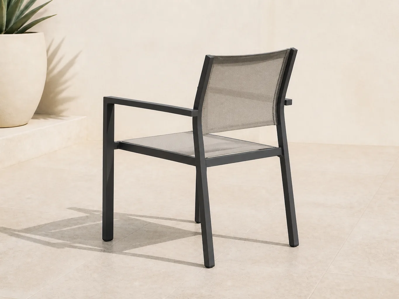Coda Outdoor Sandalye